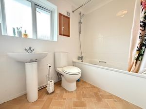 Photo 17- click for photo gallery